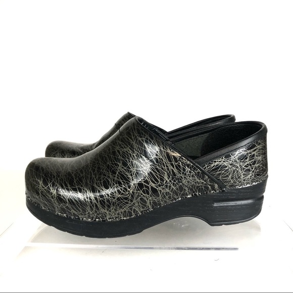 Dansko Nurses Clogs Black and Silver Scribbles Sz 37/7 - Picture 4 of 9